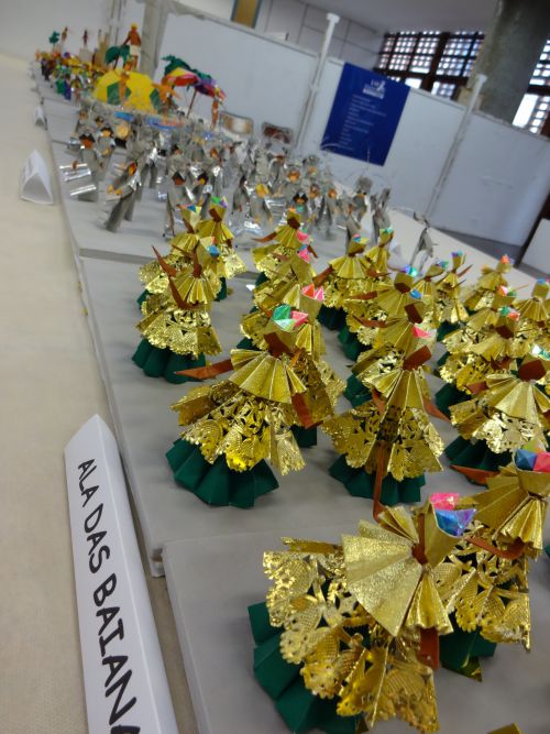 カーニヴァルの本場、アフロ・ブラジルの影響が色濃いバイーア州の雰囲気を表現したカテゴリー