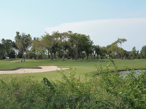 バンコク郊外のゴルフ場