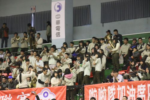 久々の準決勝リーグで気合が入る松山高中（ソンシャンガオジョン）の生徒たち