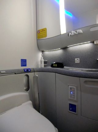  化粧室の広さに驚きました。