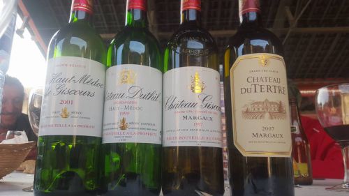 パーテイで振る舞われたシャトーのワインたち