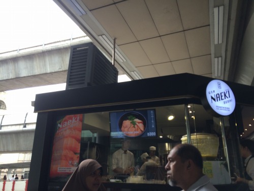 中で握っているようです