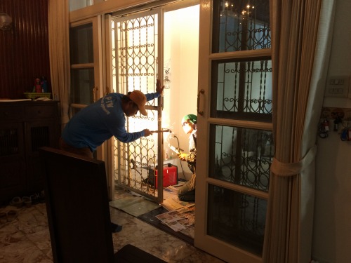 セキュリティー強化の作業中