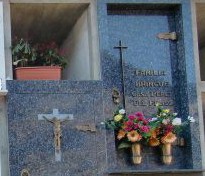  蓋は、大理石を使用した蓋