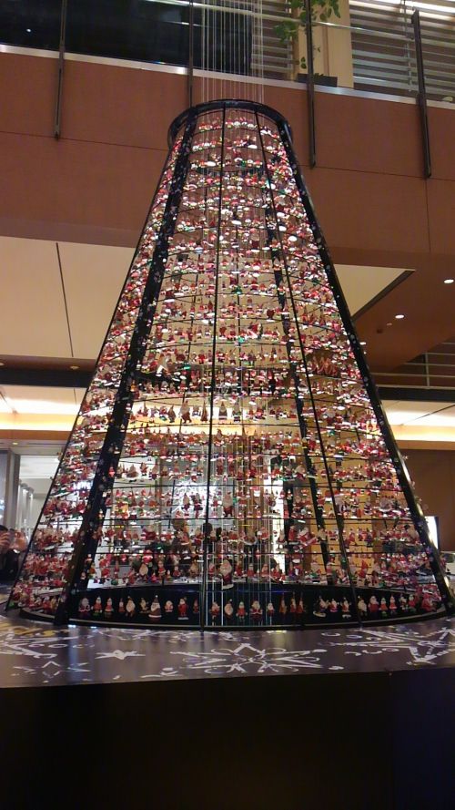 4mのツリー。よーく見てみると。