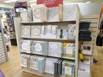 日本でも販売されているジョハンナ・バスフォードの本も人気