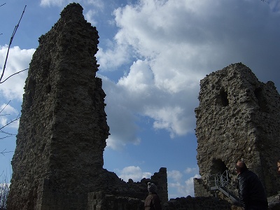 オゴズ島に佇む城の廃墟。