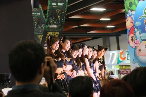 ゲームショーの華　コンパニオン