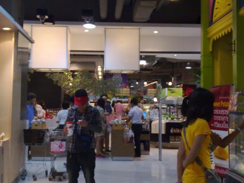 でも、忙しい時はまじめに働きますよね