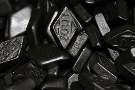 『Zout』とは、そのものずばり・・・辛い、という意味。