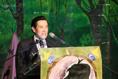 祝辞スピーチを行なう馬英九総統