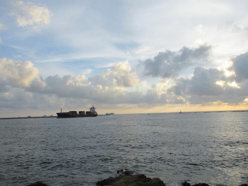 海の景色が魅力の國立中山大學