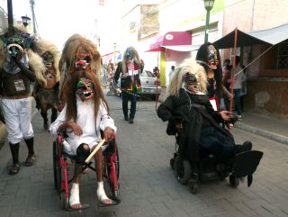 車椅子でだって、悪霊として参加します。