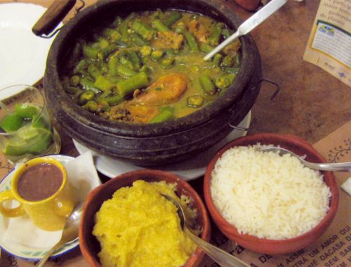 フランゴ・コン・キアーボ