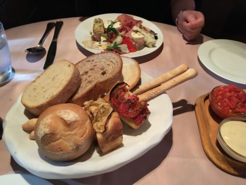 パンの種類が豊富で嬉しい