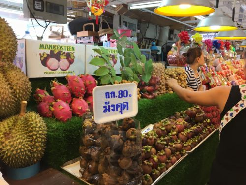 流石フルーツ天国！種類が多くて甘いのです