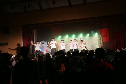 台北市立建國高級中學（以下、建國中學）手話部