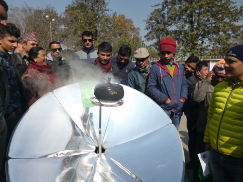 場所を取り、お天気の良い昼間にしか使えないのが難点。