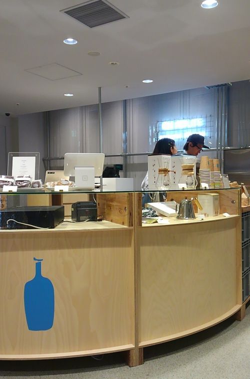 2階に行くとお店ができています。