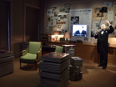 チャップリン家の邸宅内は、家族とのスイス生活がテーマ。