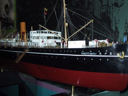 ブラジル日本移民史料館所蔵の「笠戸丸」の模型（サンパウロ市東洋人街のブラジル日本文化福祉協会内）