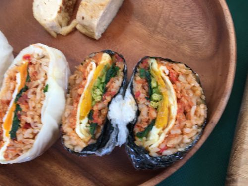 紛れも無く“おにぎらず”です