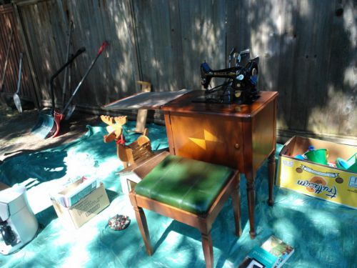 結構見かけた、レトロなミシン