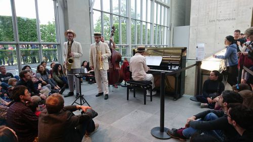 ジャズ演奏の様子