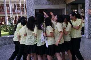 最後の舞台に向けて、声出しを行います