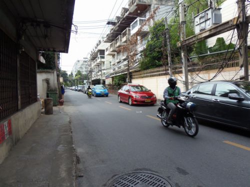 バンコクはいつでも渋滞がおこりやすいのですが