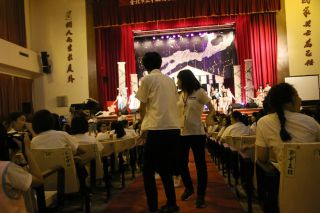 通路でもダンス