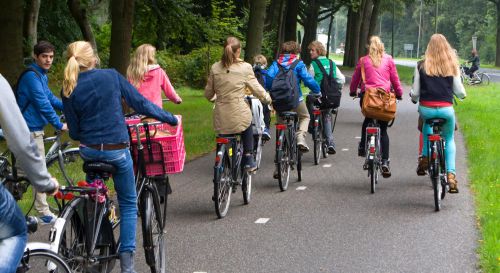中学生になったら自転車で通学が定番となっている。