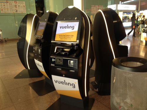 バルセロナ,エル・プラット空港内チェックインコーナー