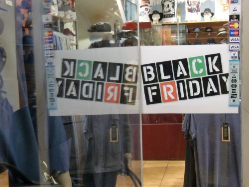  ブラック・フライデー　「黒字の金曜日」