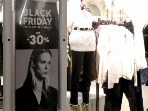 米国ほどの破格な割引ではなく、値引き率は10〜30％の小売店が多い