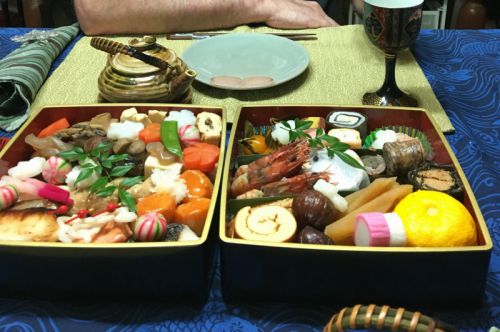 日本酒を飲みながらいただきました