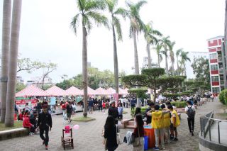 台北市立建國高級中學（以下、建國中學）の学園祭風景