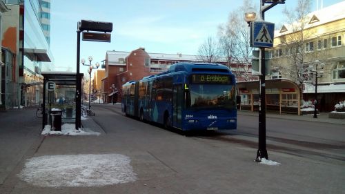 ウメオの路線バス。市内は主に９路線、定期券があれば指定ゾーン内は全線利用できます。