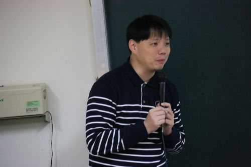 蔡任圃(ツァイ・レンプー)教諭