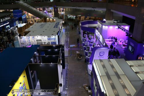 工事中のブース