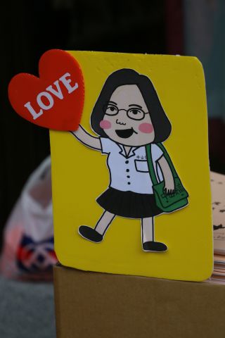 OGの蔡英文総統(生徒デザイン)もお迎え