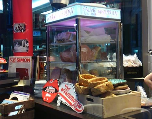 いろいろなシャルキュトリーがあります