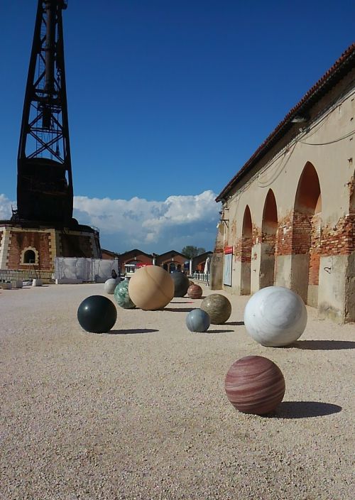 元造船所なので敷地が広いです