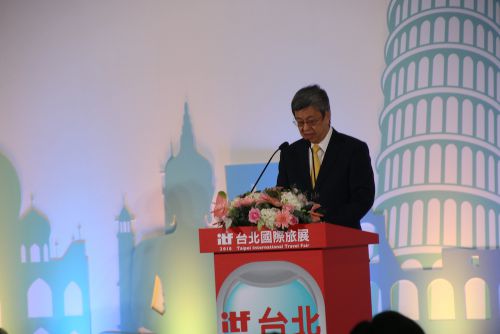 開会式であいさつを行う陳建仁(チェン・ジェンレン)副総統