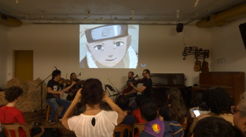 アンコールでブラジルでも人気アニメのナルトの名曲を演奏するクアルテット・テッサーレス