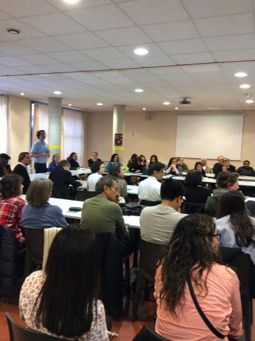 フォーラムへ向けた会議の様子