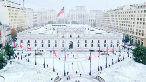 引用元：https://www.diariolaprovinciasj.com/elmundo/2018/6/12/nev-chile-redes-sociales-llenaron-fotos-videos-90775.html