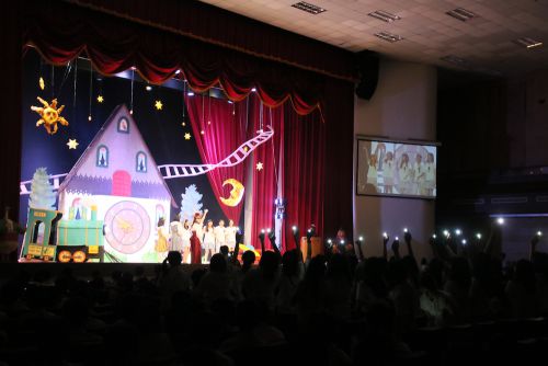 卒業証書授与式の一こま