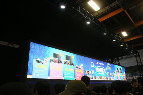 やはり大盛況だったソニーの販売コーナー