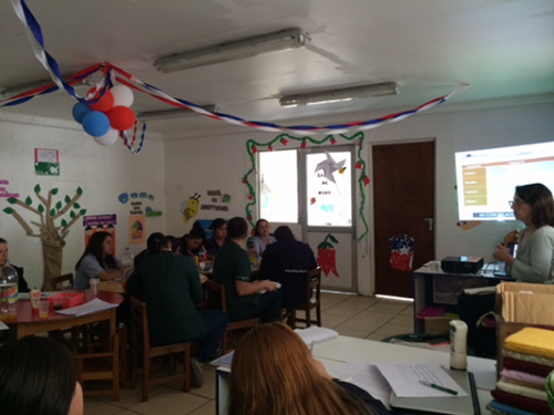 引用元：https://www.nytimes.com/es/2018/11/27/chile-asesinato-mapuche-catrillanca/   チリは年々モンテッソーリ教育への需要が高まり、私立のモンテッソーリの幼稚園が多く開園しています。